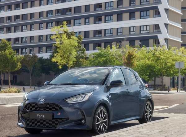 Toyota Yaris otrzymała kilka nowości. Z tej okazji sprawdzamy jej nowe ceny