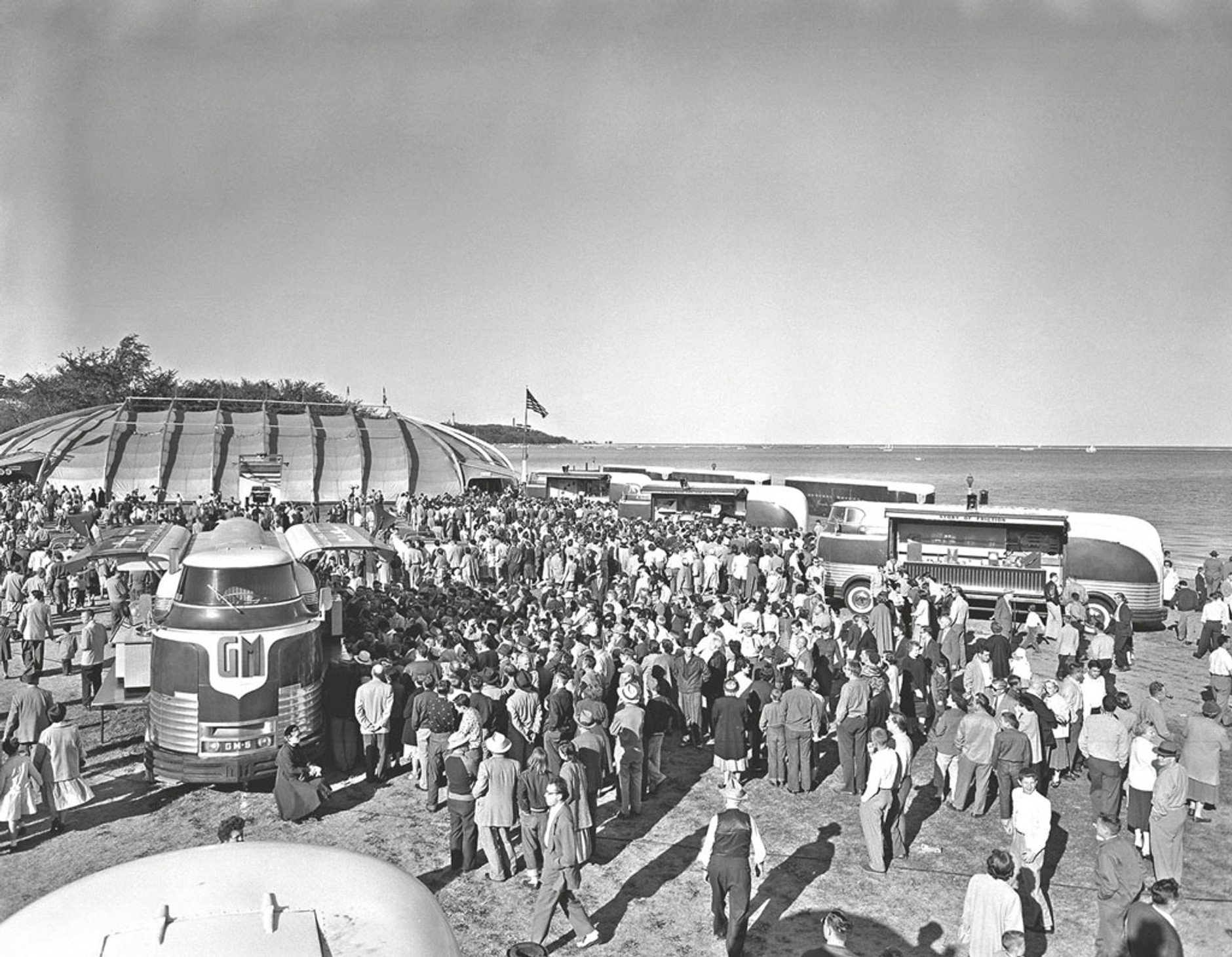 GM Futurliner - nowoczesność lat 50.