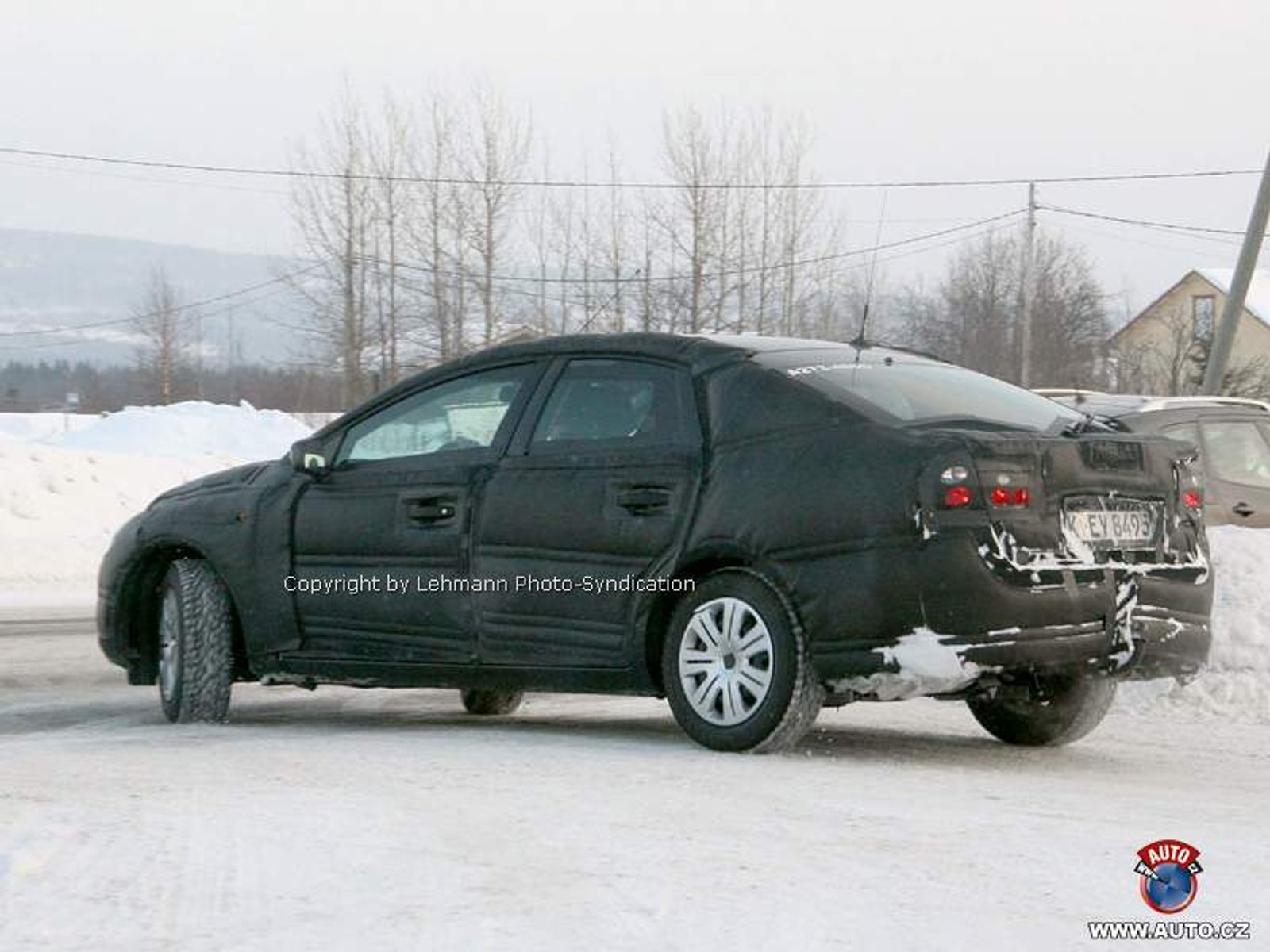 Zdjęcia szpiegowskie: nowy Ford Mondeo