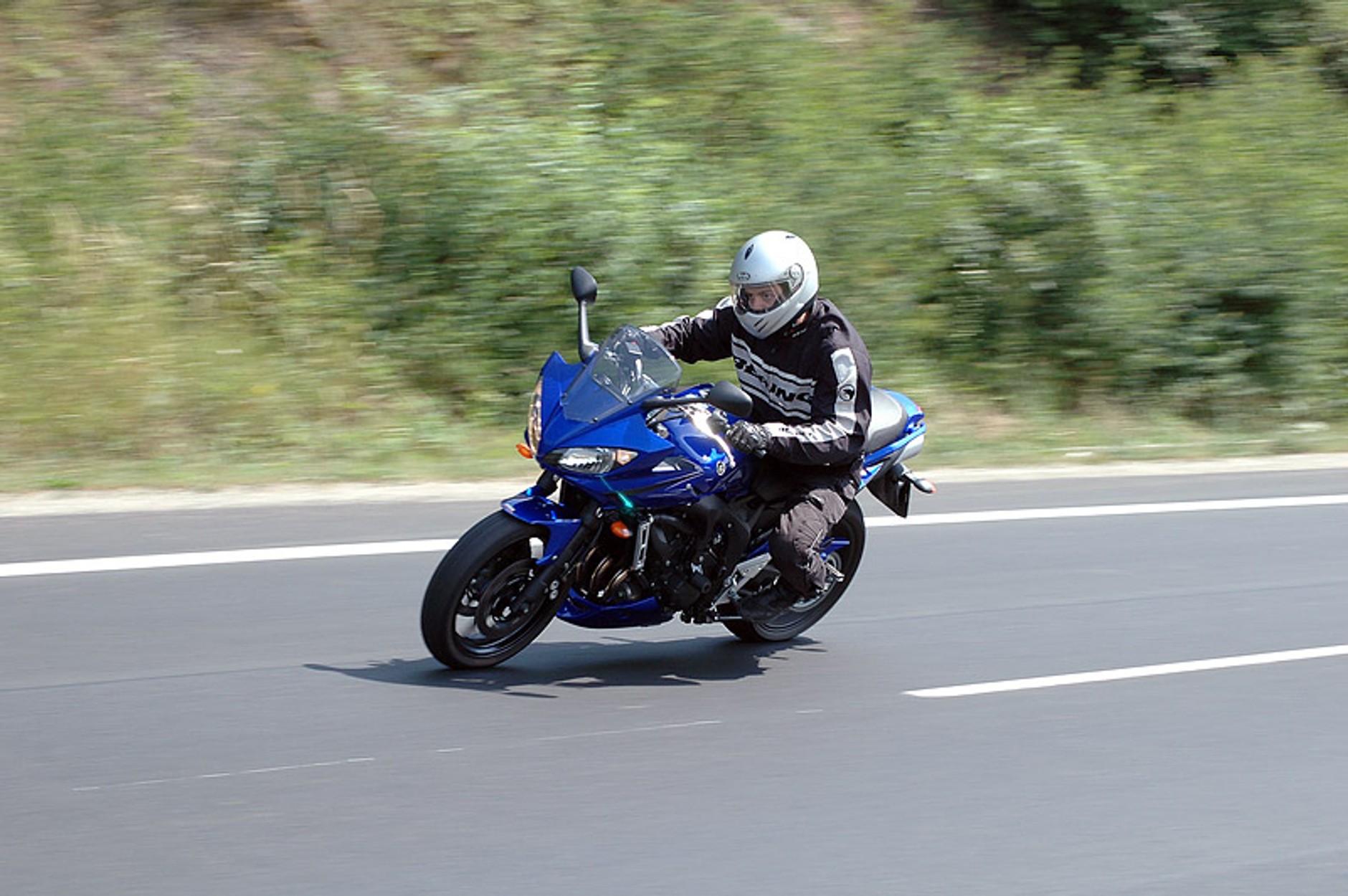 Yamaha FZ6 Fazer S2: motocykl dla dużych i małych (test)