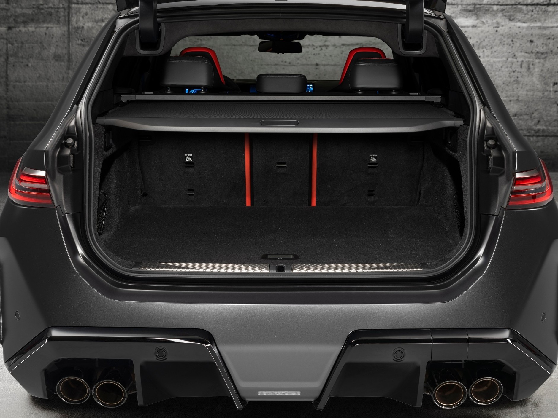 2025 BMW M5 Touring