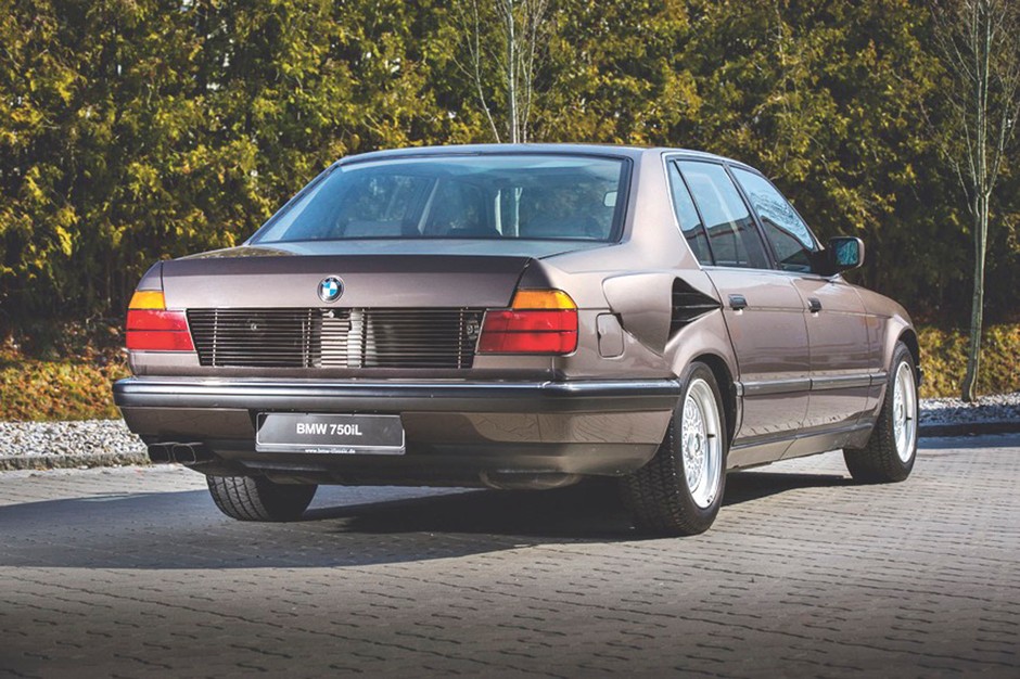 BMW V16 Goldfish