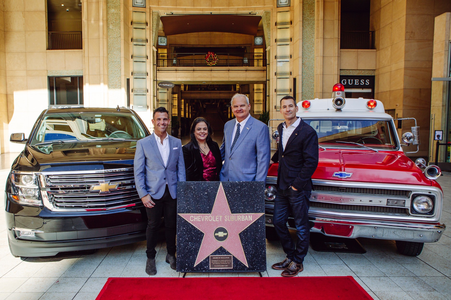 Chevrolet Suburban pierwszym autem uhonorowanym miejscem w Hollywoodzkiej Alei Gwiazd