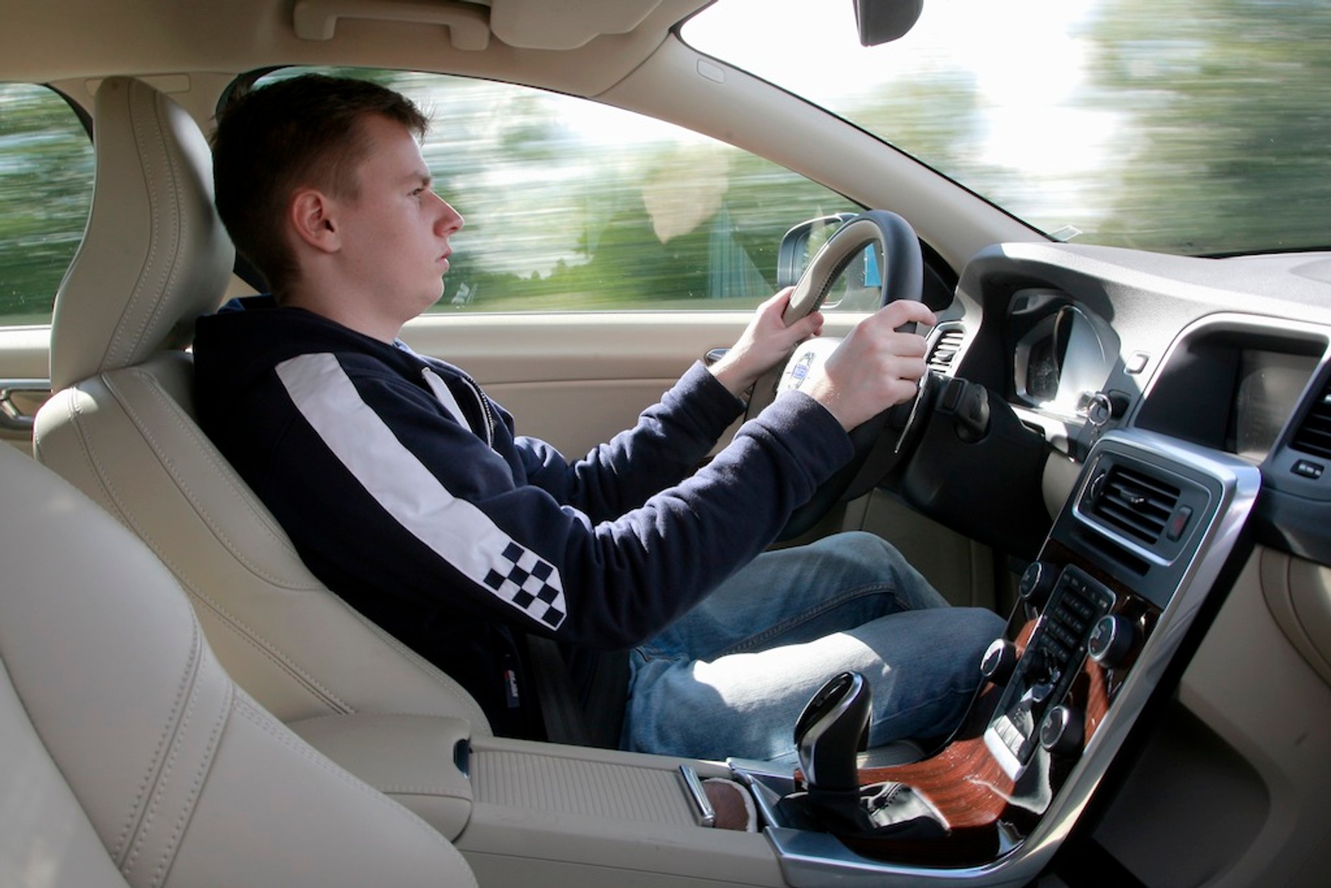 Patryk Szczerbiński testuje Volvo S60 T6 Polestar