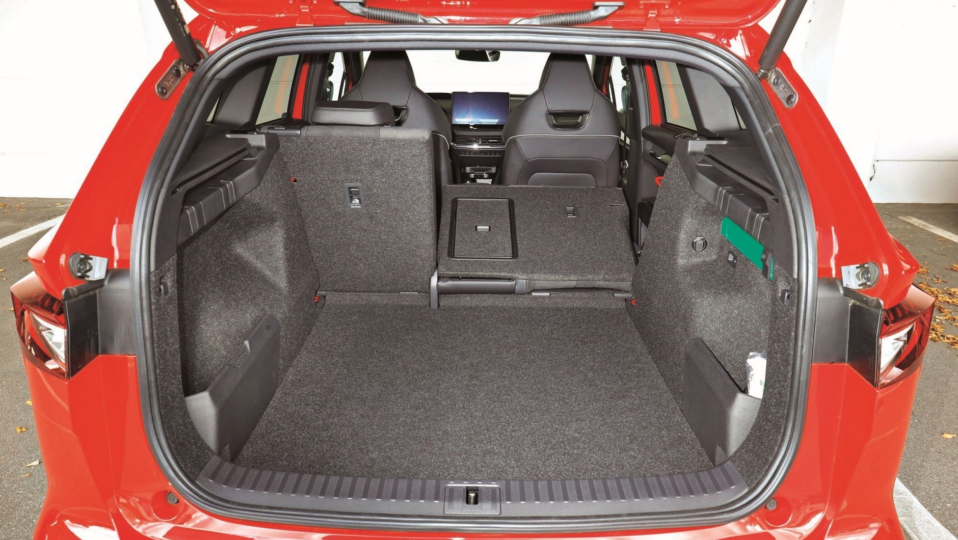 Skoda Enyaq (I, 2022) - bagażnik pomieści od 585 do 1710 litrów.