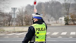 Policjanci liczą. Kto stanął przed STOP-em tylko raz, dostanie mandat