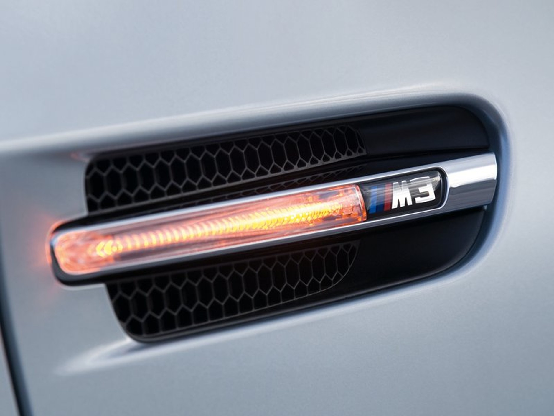 BMW: sportowe M3 Limuzyna dla pięciu osób