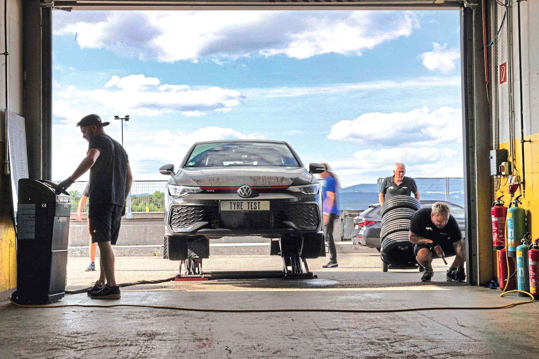 Test opon całorocznych 2025