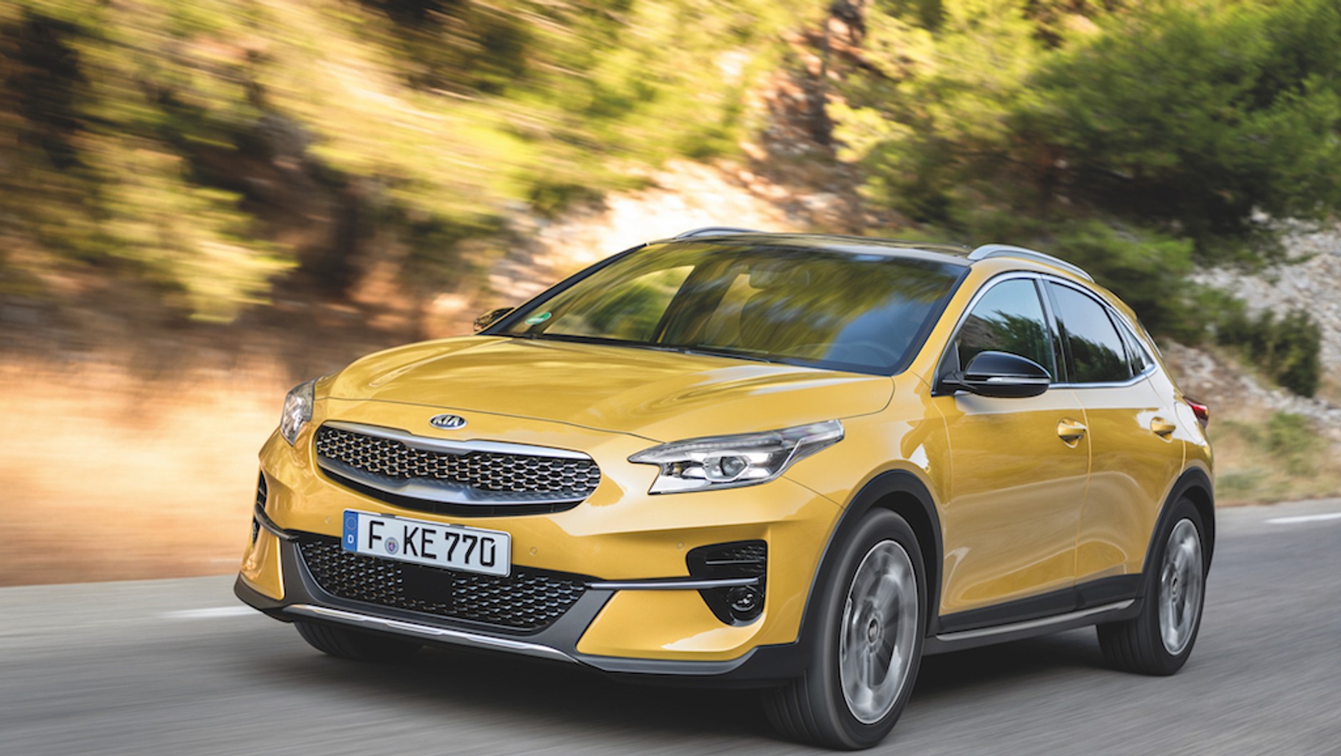 Kia XCeed. Crossover zbudowany na bazie Ceeda. na rynku od 2019 r. XCeed nie tylko naprawdę dobrze wygląda, lecz także jest praktyczny, dobrze wyposażony i atrakcyjnie wyceniony.