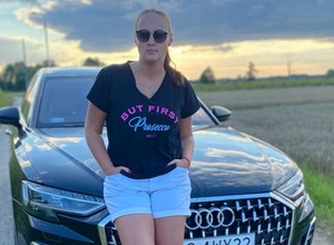 Piękne Audi! Męża czy tatusia? Kobiety też mogą być dziennikarzami motoryzacyjnymi