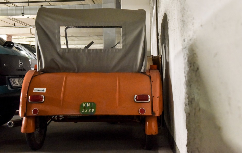 Top Garage