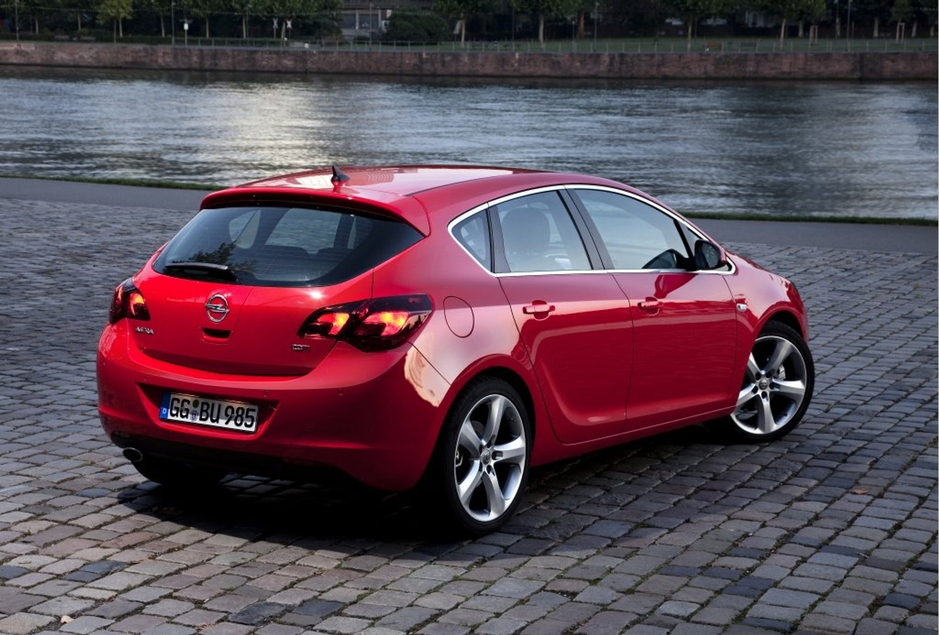 Nowy Opel Astra