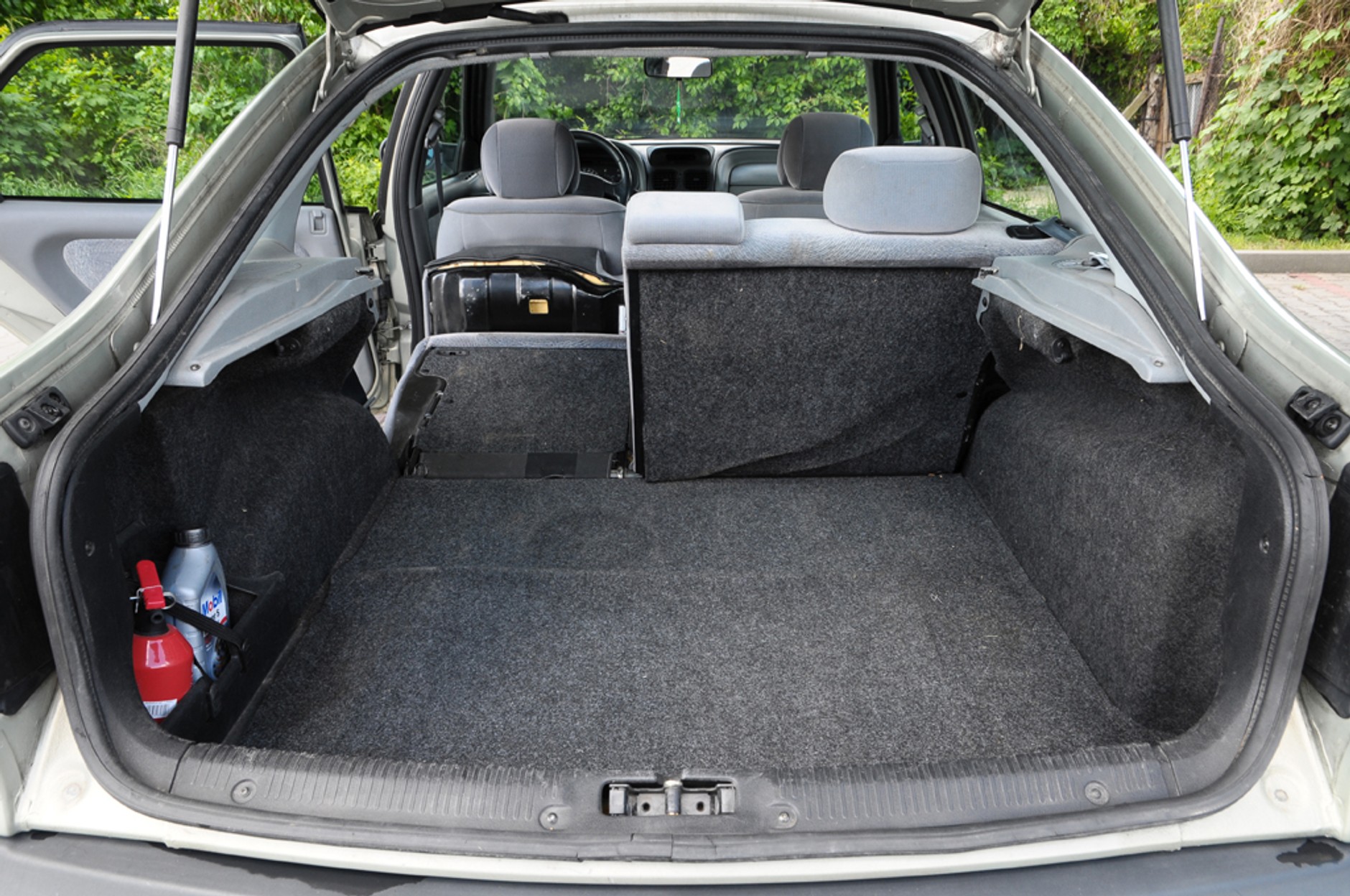 Renault Laguna 1.9 dTi - Głośna, ale trwalsza niż dCi