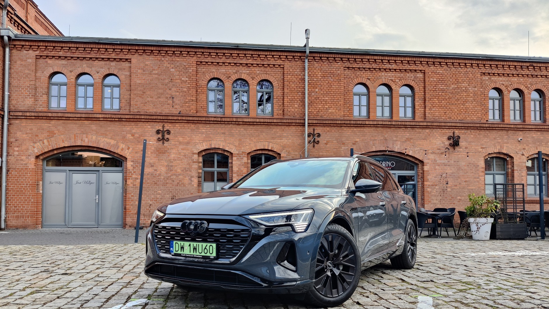 Audi Q8 50 e-tron