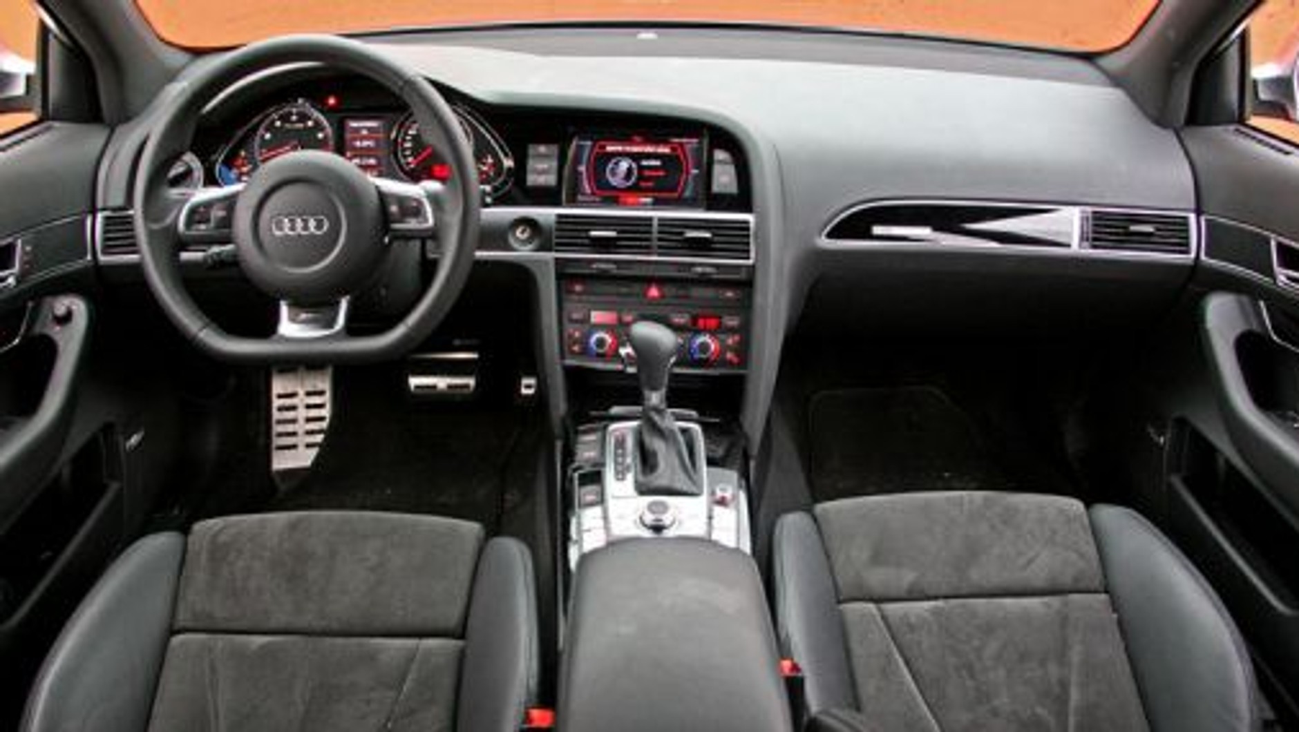 Audi RS6 5,0 V10 426 kW – drogowy Shinkansen