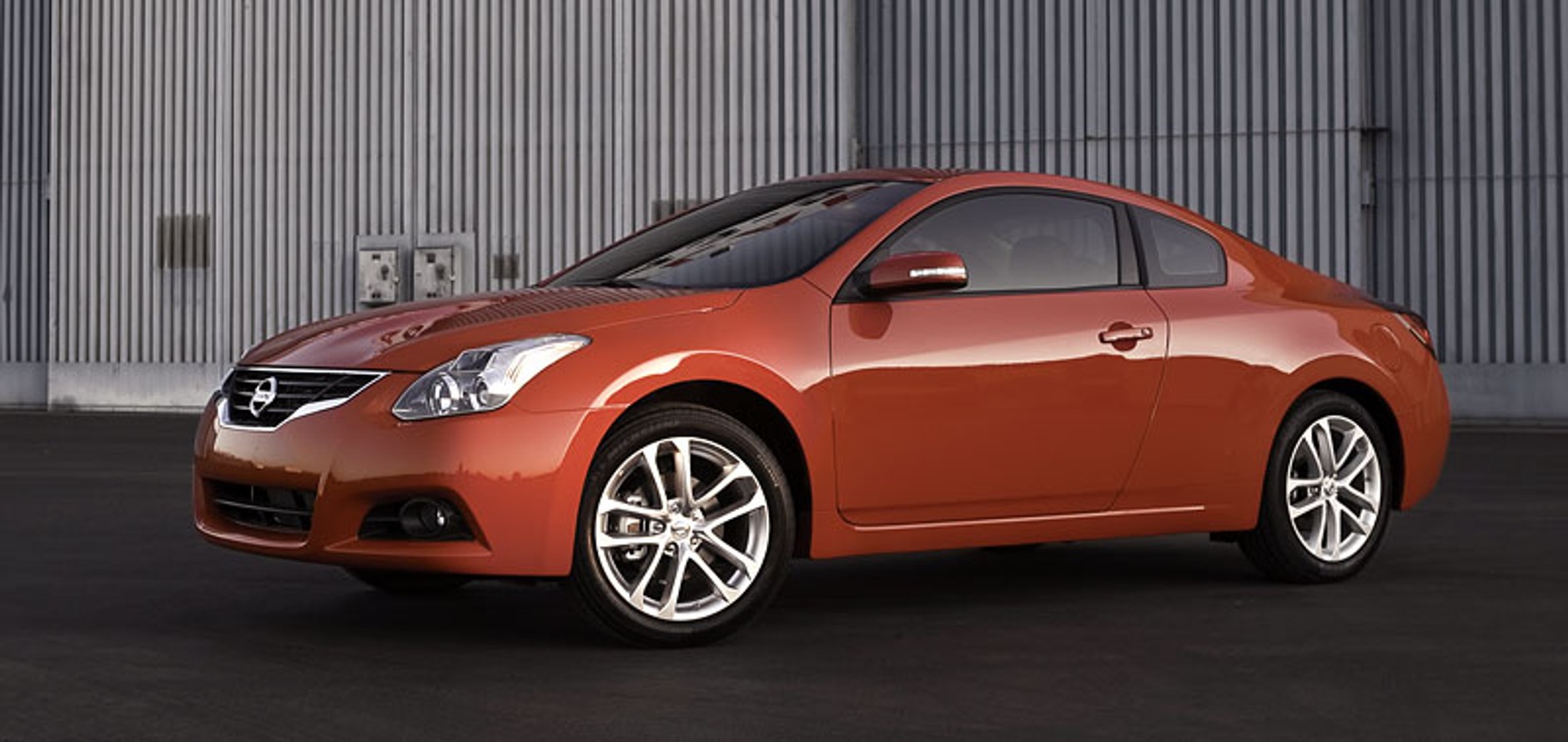 Nissan Altima 2010: amerykański facelifting na rok 2010