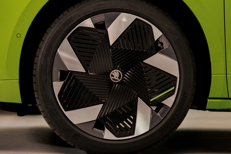 2025 Skoda Enyaq RS