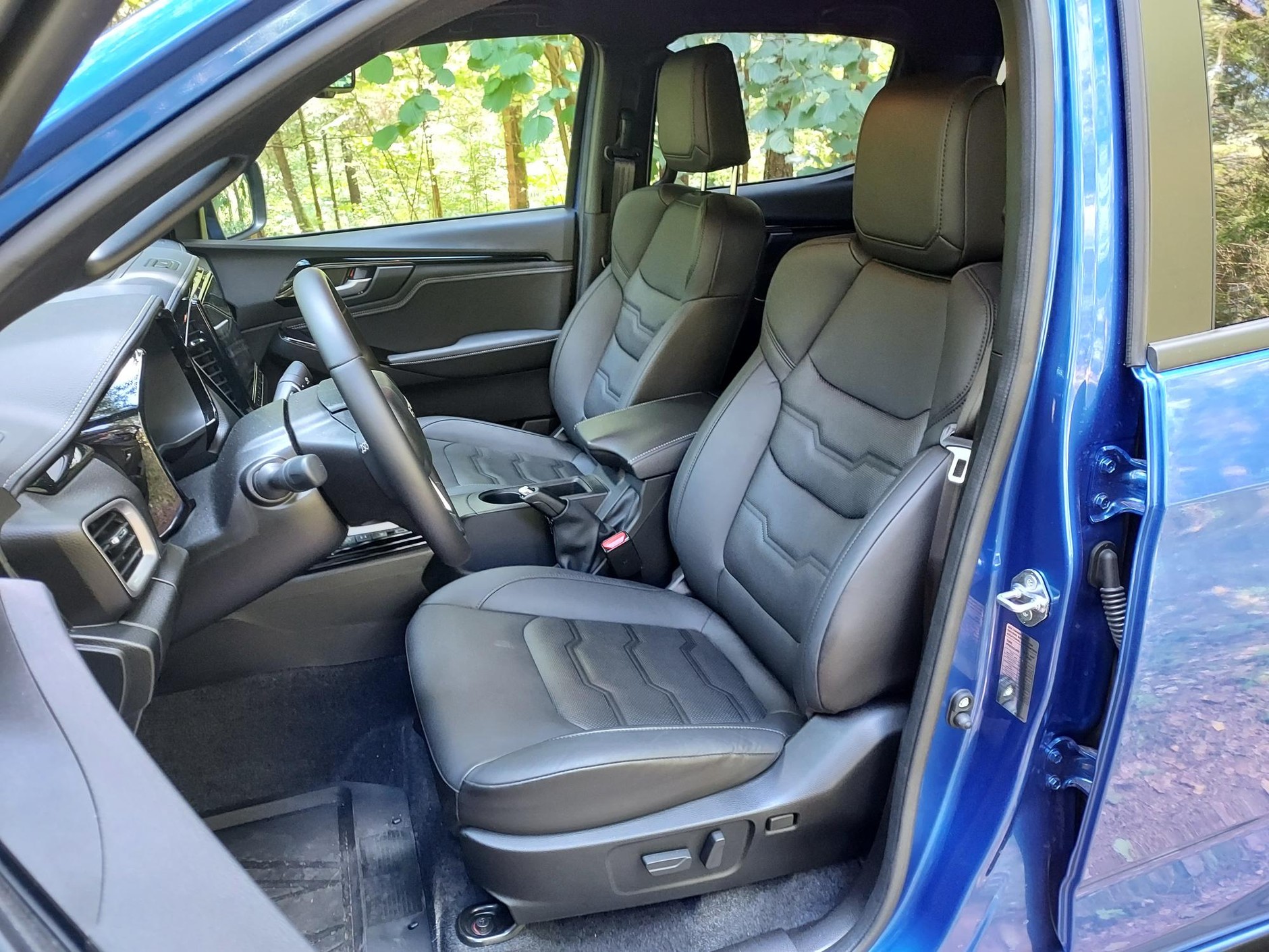 Isuzu D-Max 2023, lifting