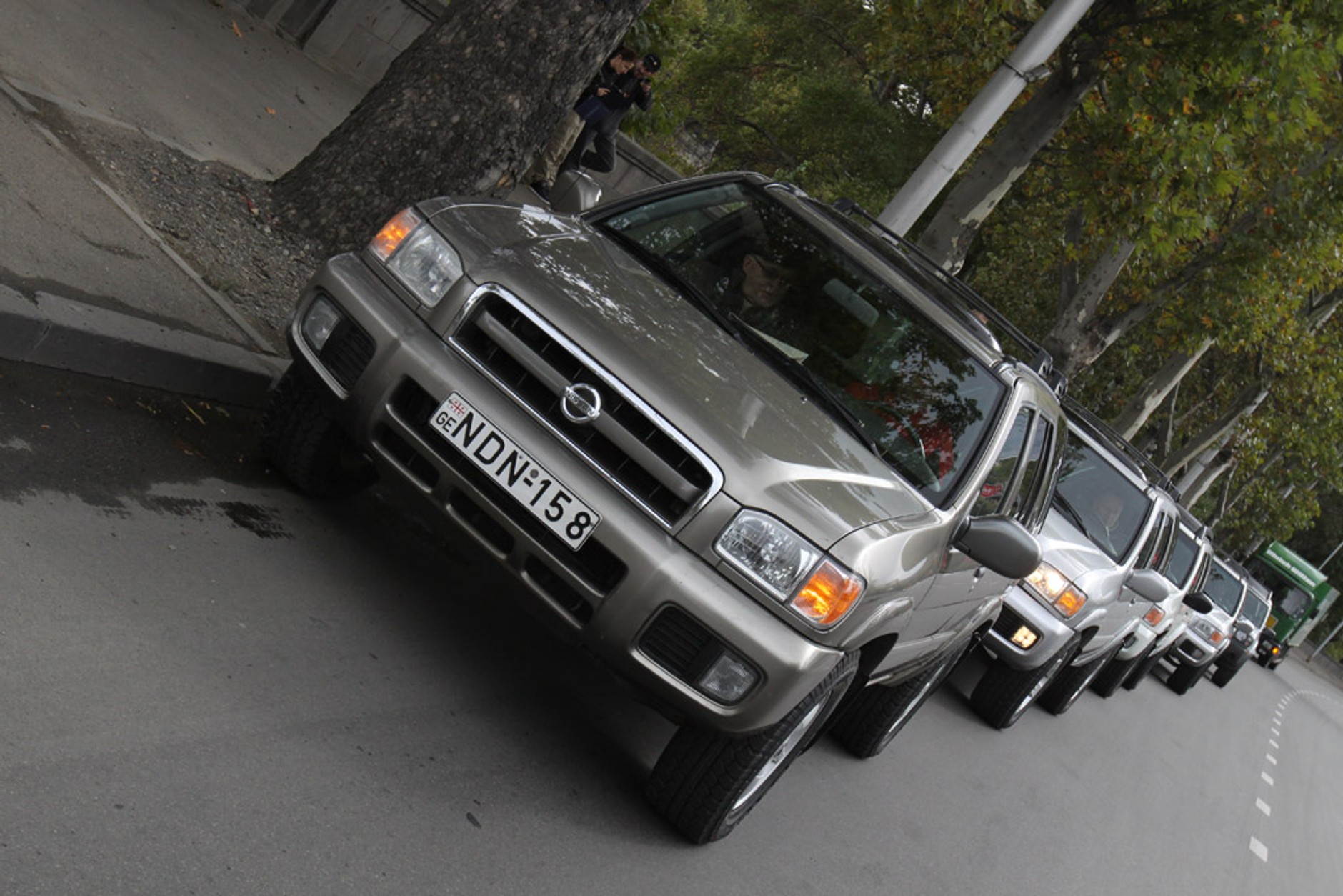 Auto Świat 4x4 Expedition: toast za Gruzję