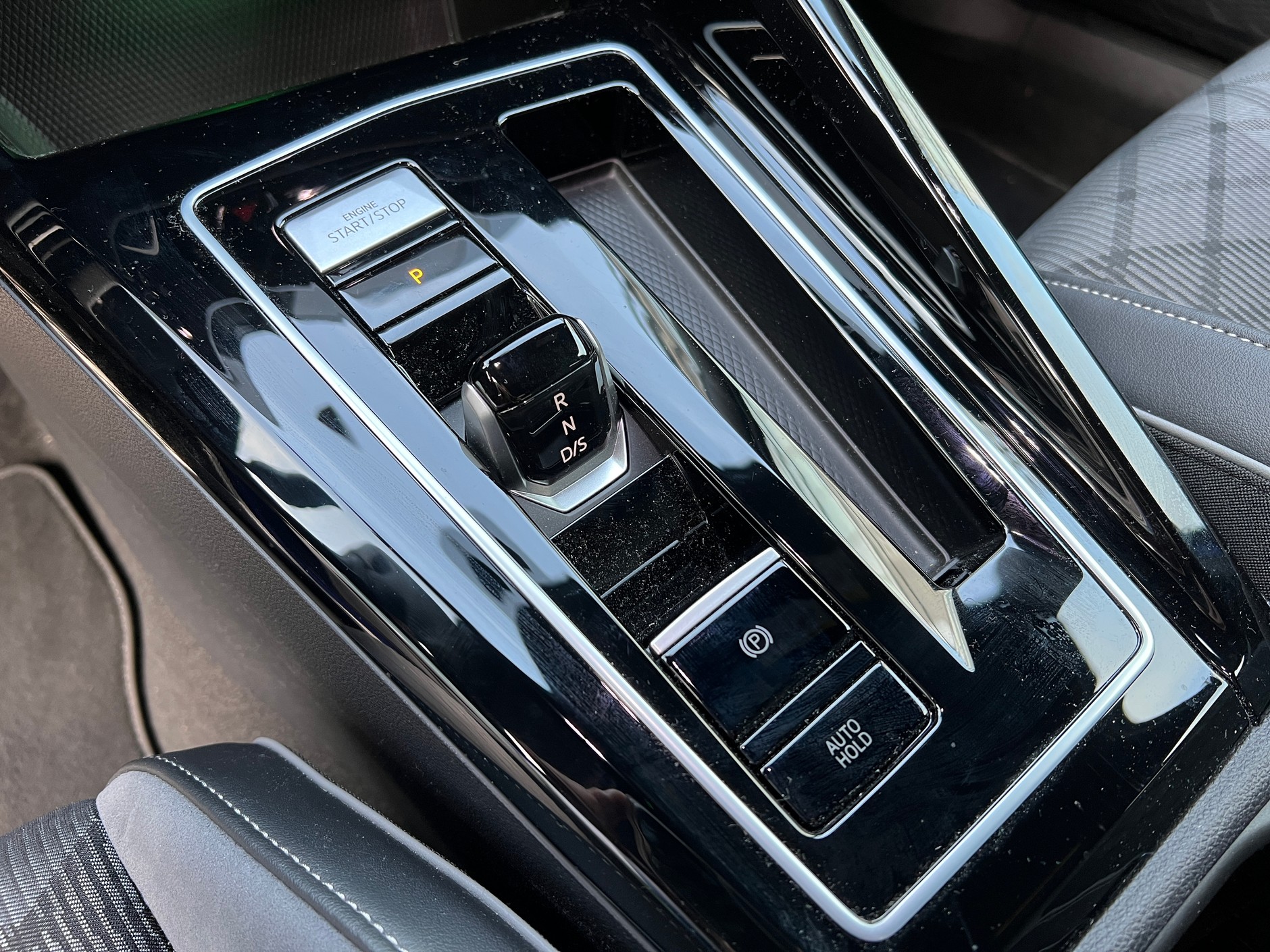 Volkswagen Golf 1.5 eTSI EVO mHEV (2024)