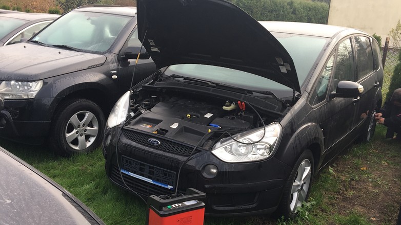 Ford S-Max 2.0 TDCi: auto z ogłoszenia