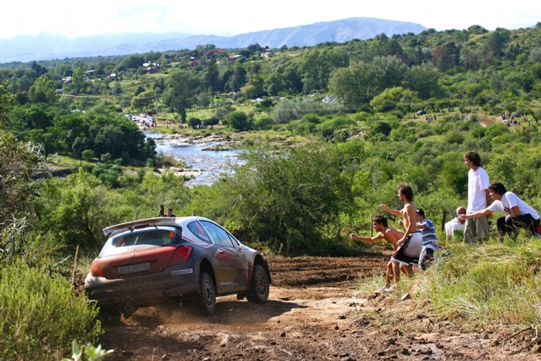 Rajd Argentyny 2010: Hänninen i trzy Fabie S2000 na czele (galeria)