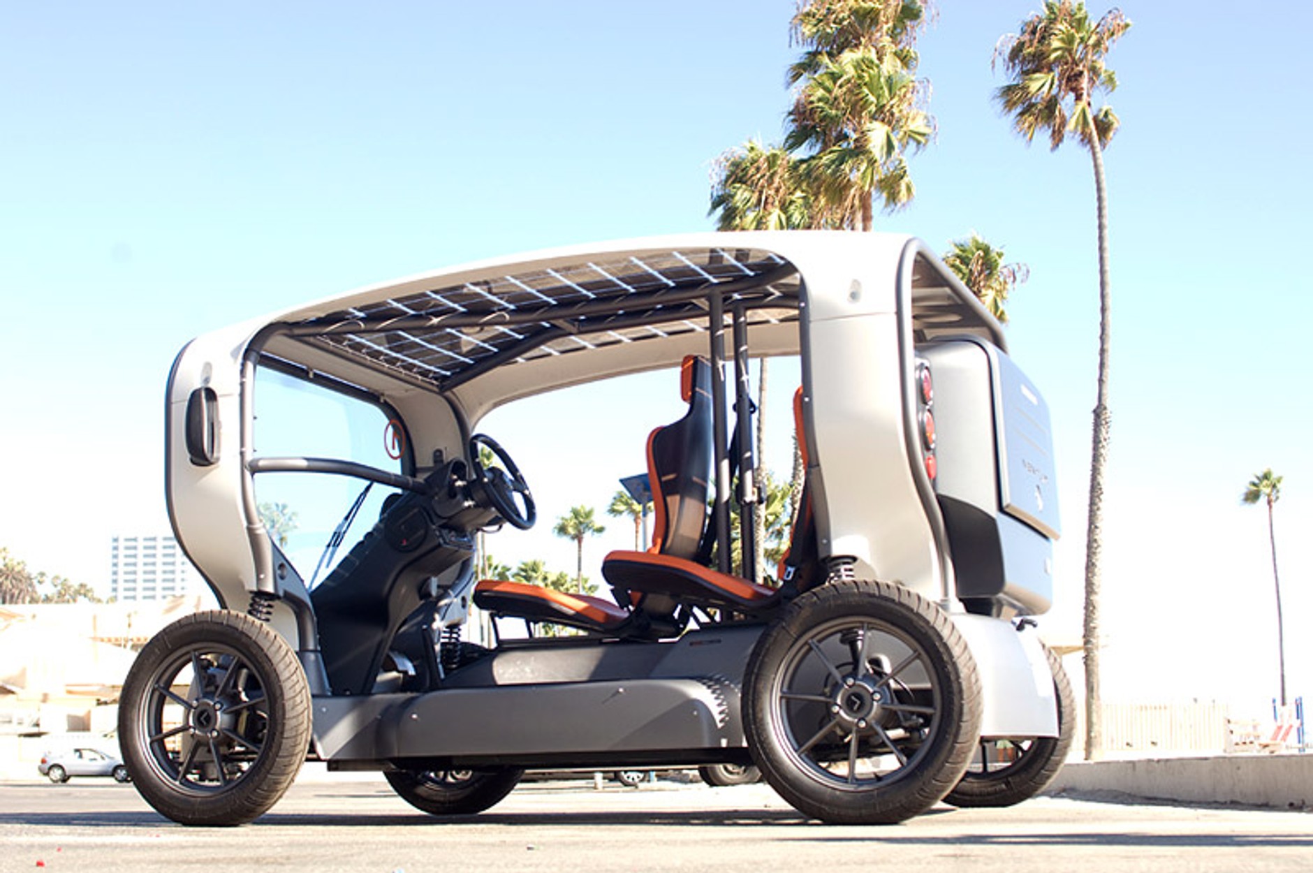 Venturi Automobiles na kalifornijskich drogach