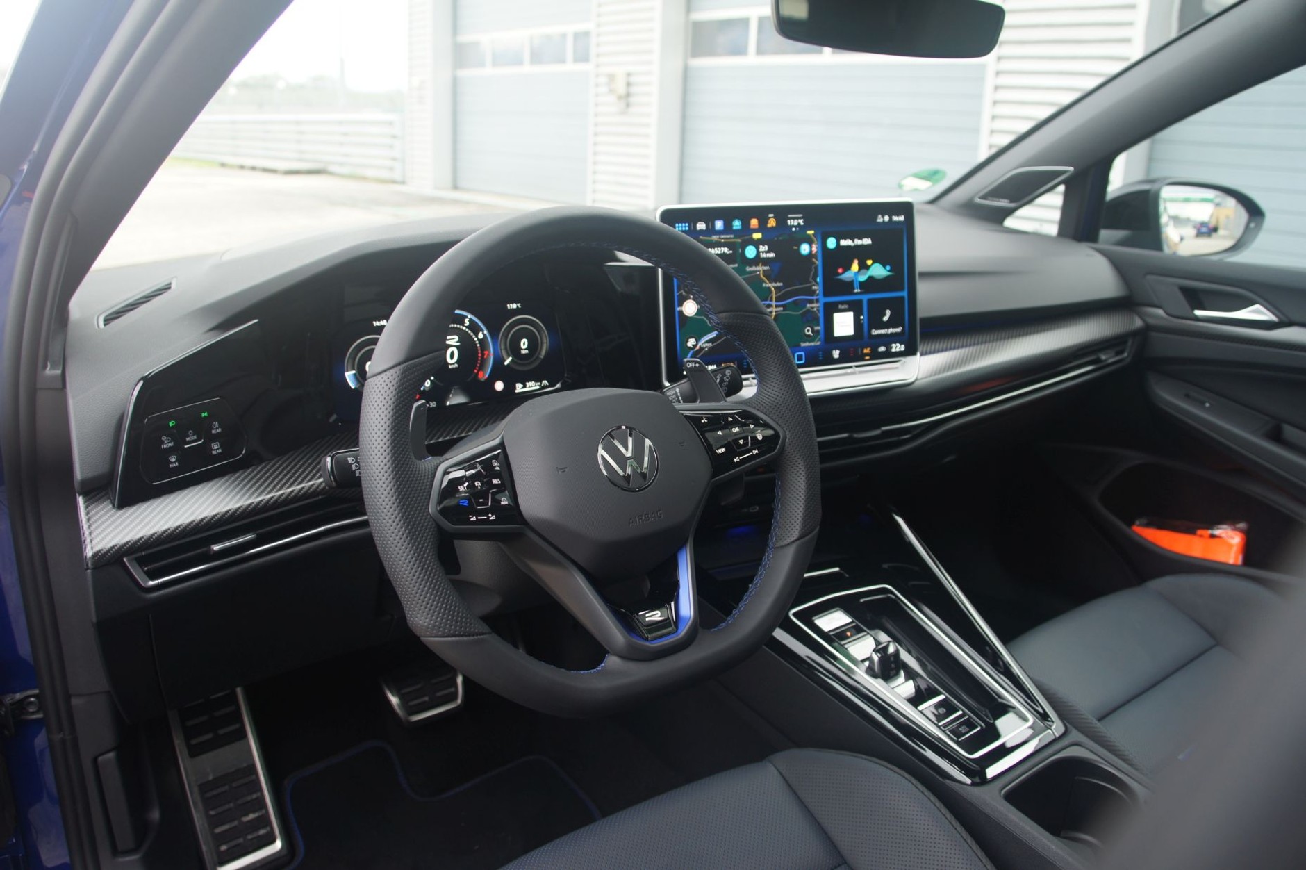 Volkswagen Golf R (2024)