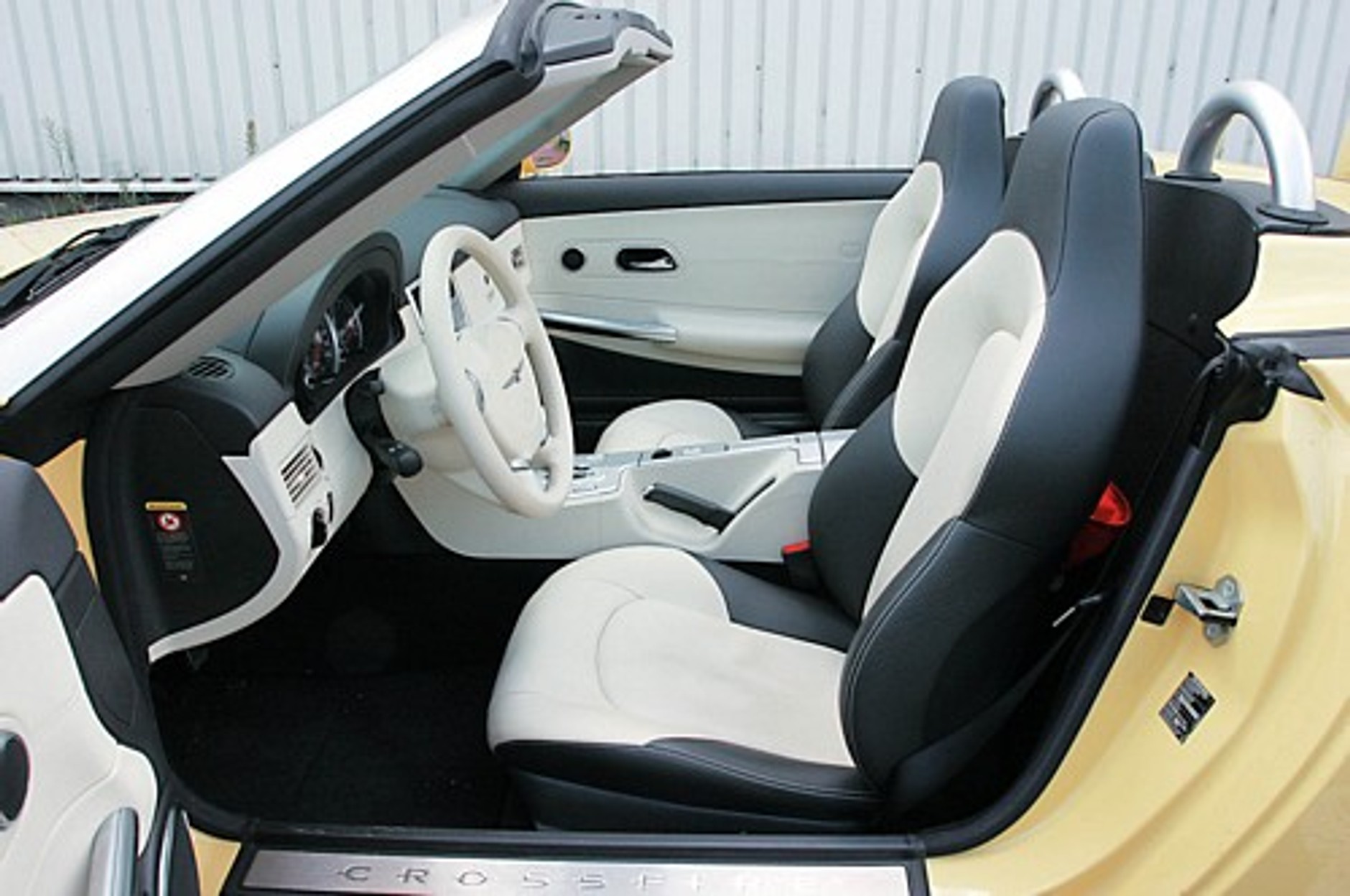 Chrysler Crossfire Roadster 3.2 18V - Ognisty kabriolet