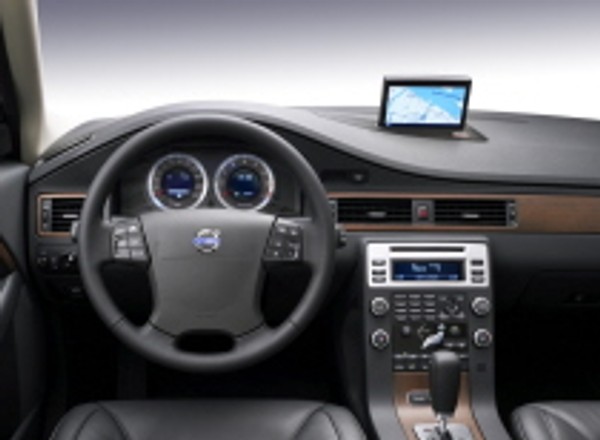 Samar: dalszy wzrost sprzedaży samochodów w lutym