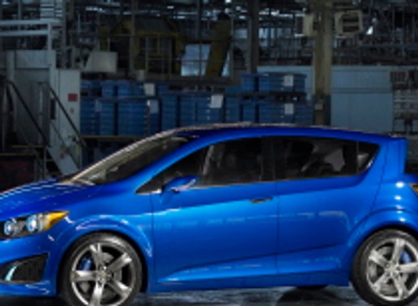 Detroit 2010: Chevrolet Aveo RS - maluch na amerykańskie szosy