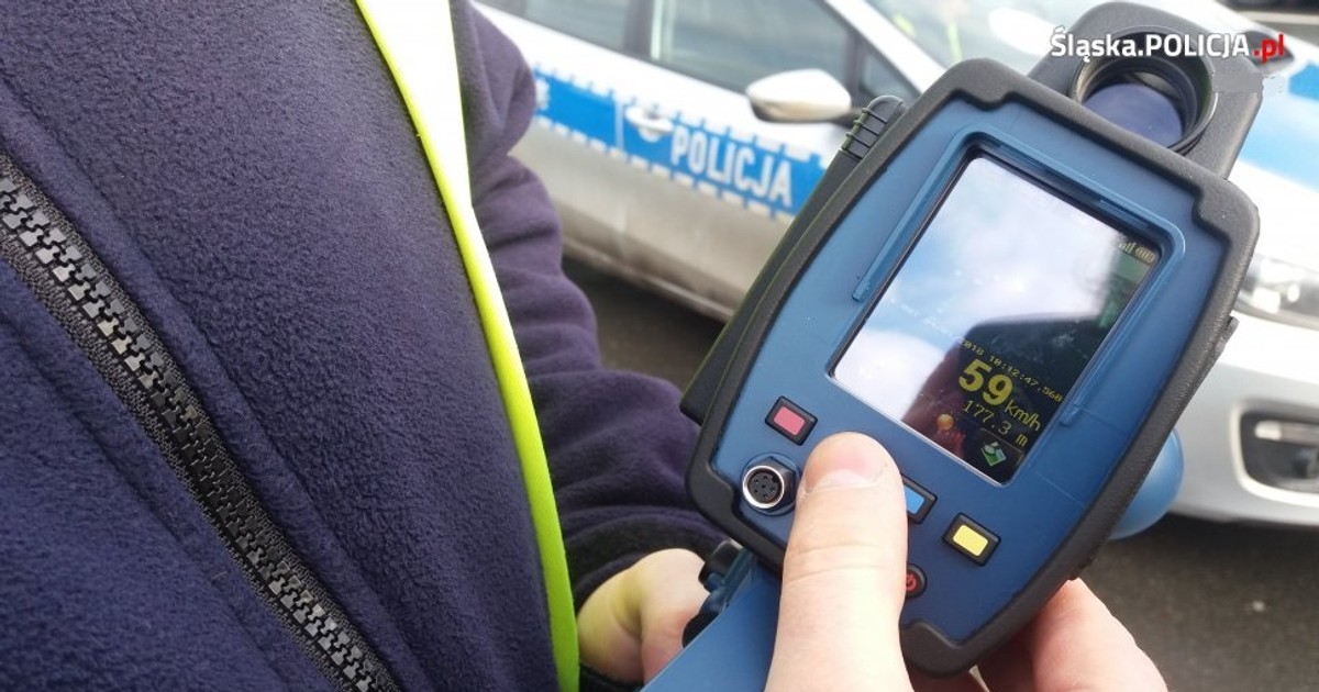Obraz pochodzący z serwisu https://katowice.policja.gov.pl/k14/informacje/wiadomosci/389292,Policyjne-dzialania-PREDKOSC.html