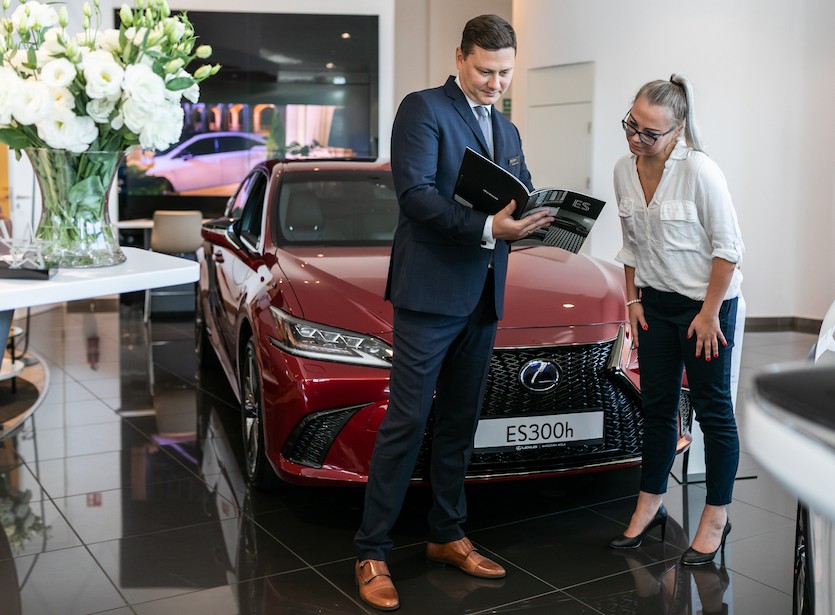 Wielki Test Salonów 2019 – Lexus 1. miejsce