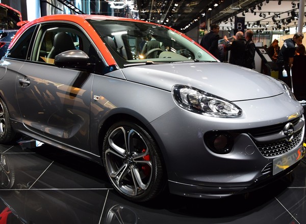 Opel Adam S - maluch nabiera charakteru (Paryż 2014)