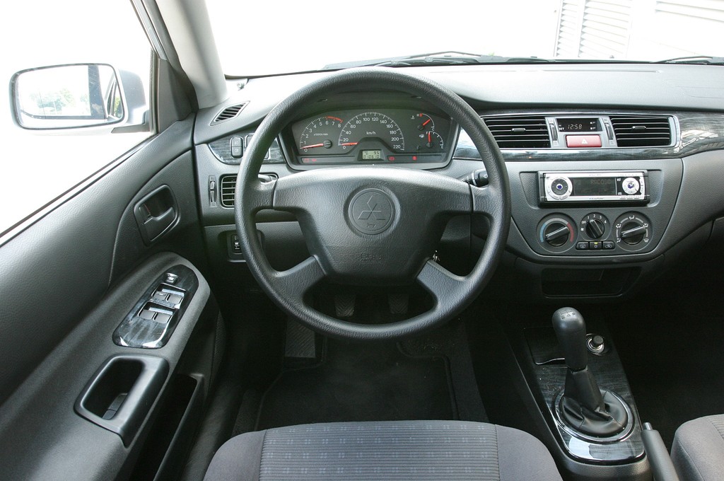 Mitsubishi Lancer - Jazda bez stresu
