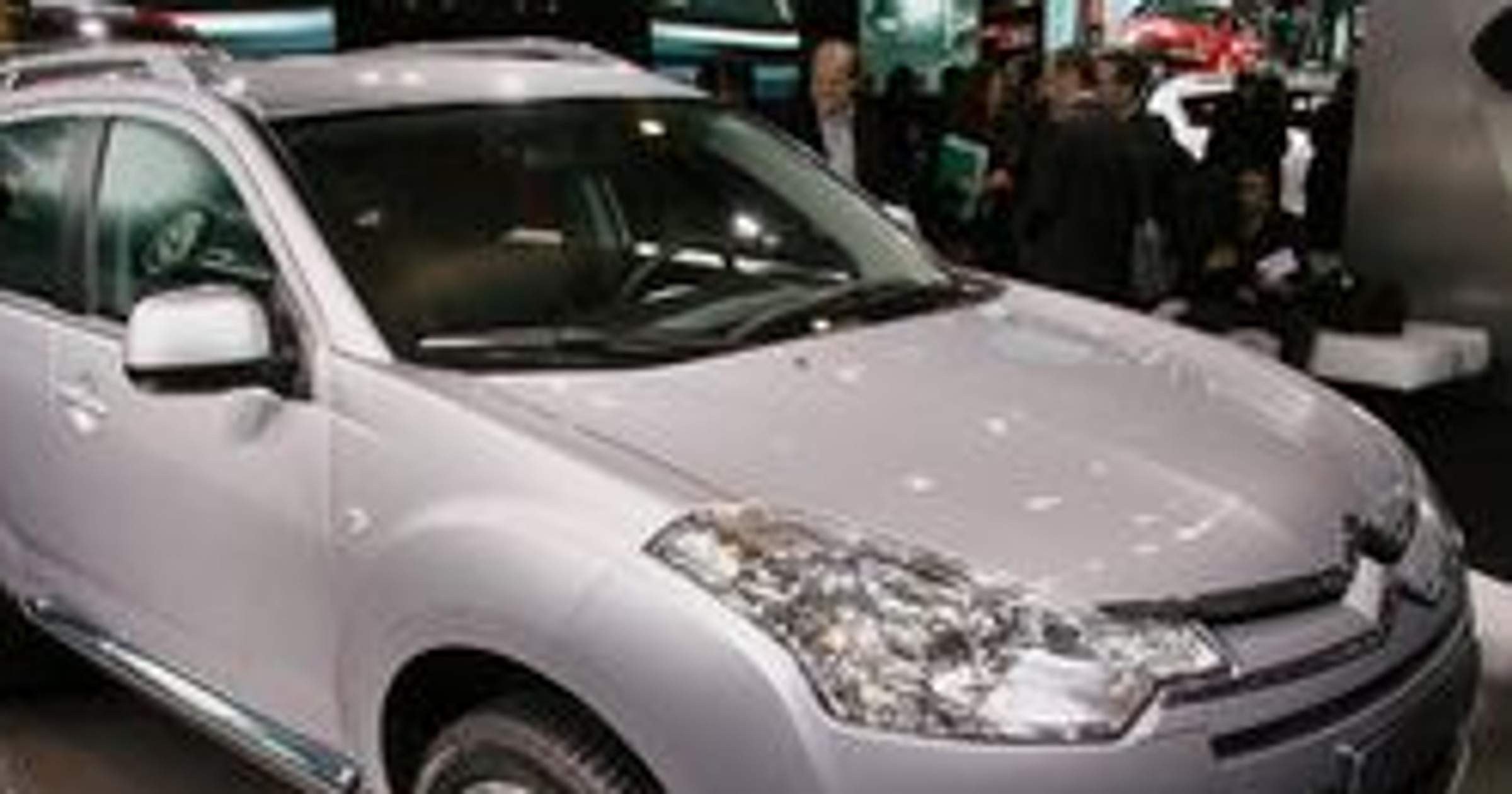 Citroën: odliczanie tygodni do wyprowadzenia na rynek modelu C-Crosser