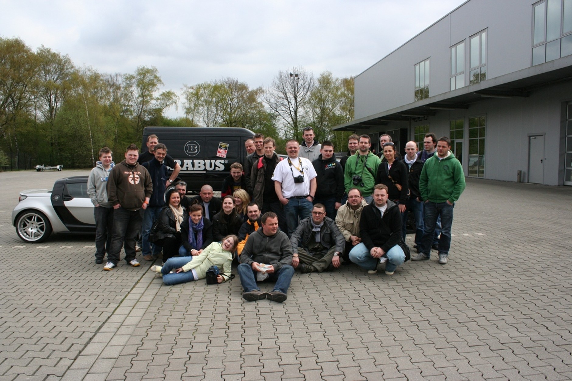 Wycieczka klubowiczów Stowarzyszenia smart klub polska do fabryki smarta w Hambach, BRABUSa i na targi w Lipsku.