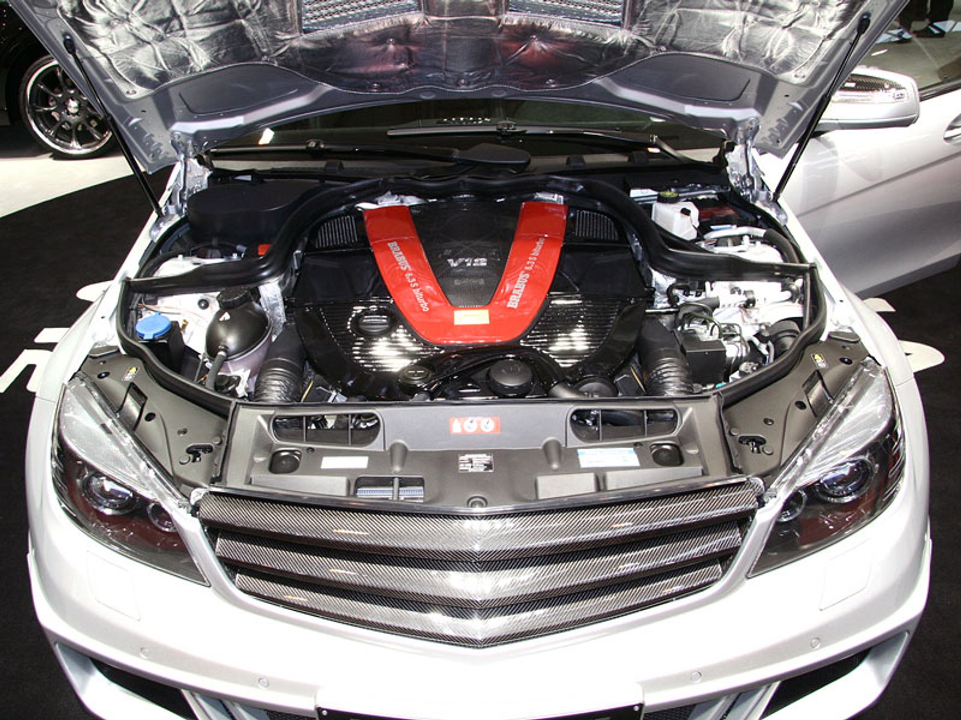 Essen Motor Show 2007: Spoilery, bajery, kilowaty (fotogaleria 4)