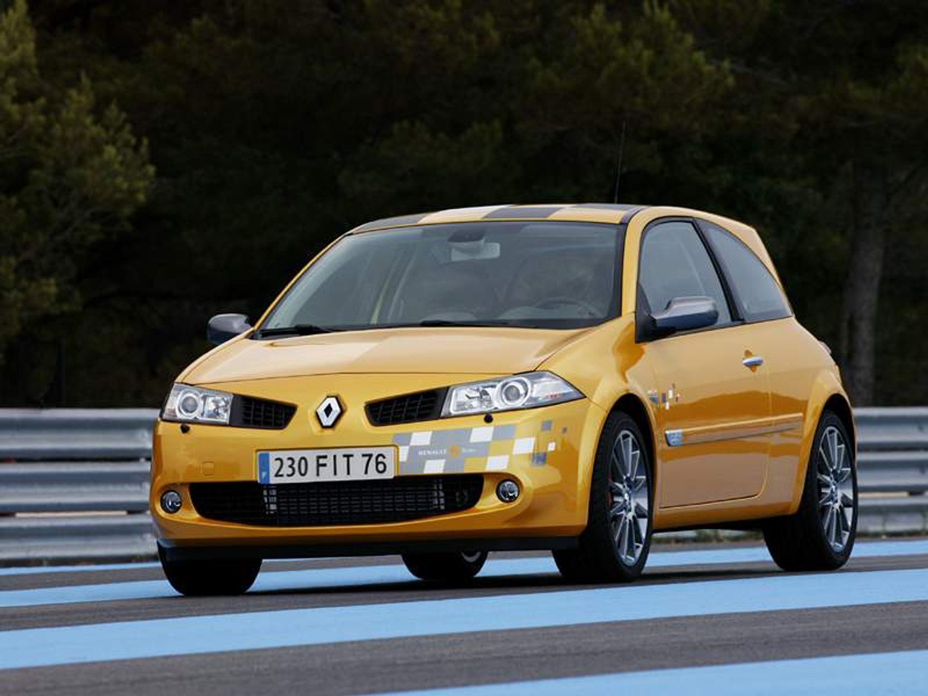 Renault: Megane F1 Team R26 dla uczczenia tytułu mistrza