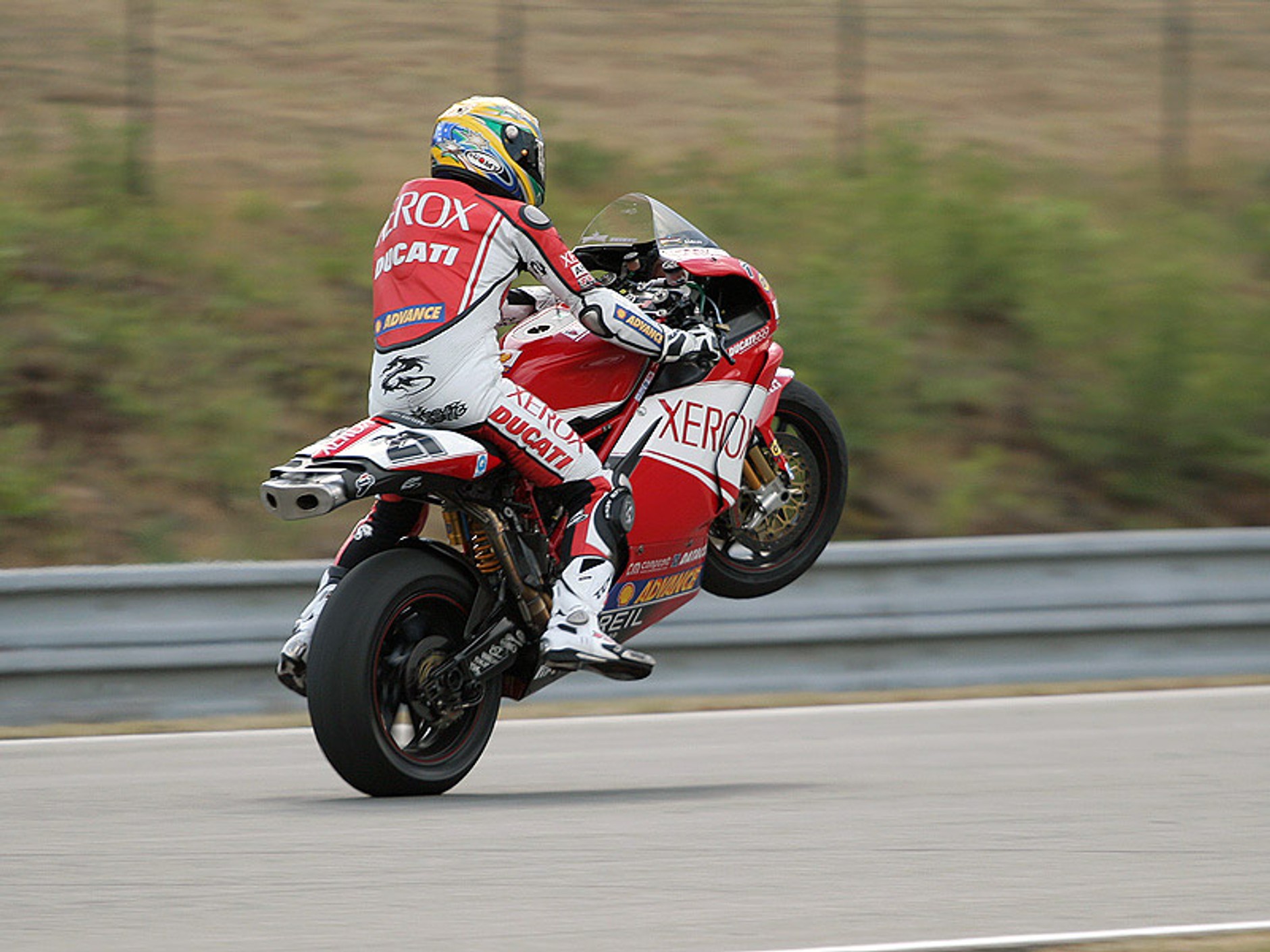 Superbiki w Brnie: podsumowanie weekendu i fotogaleria