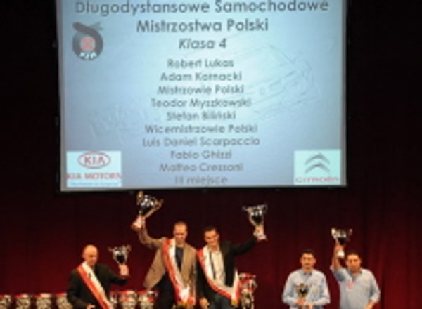 Adam Kornacki odebrał szarfę Mistrza Polski
