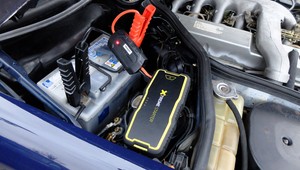 Powerbank i booster, czyli dwa w jednym