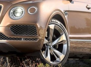 Bentley Bentayga już oficjalnie - trzy razy naj