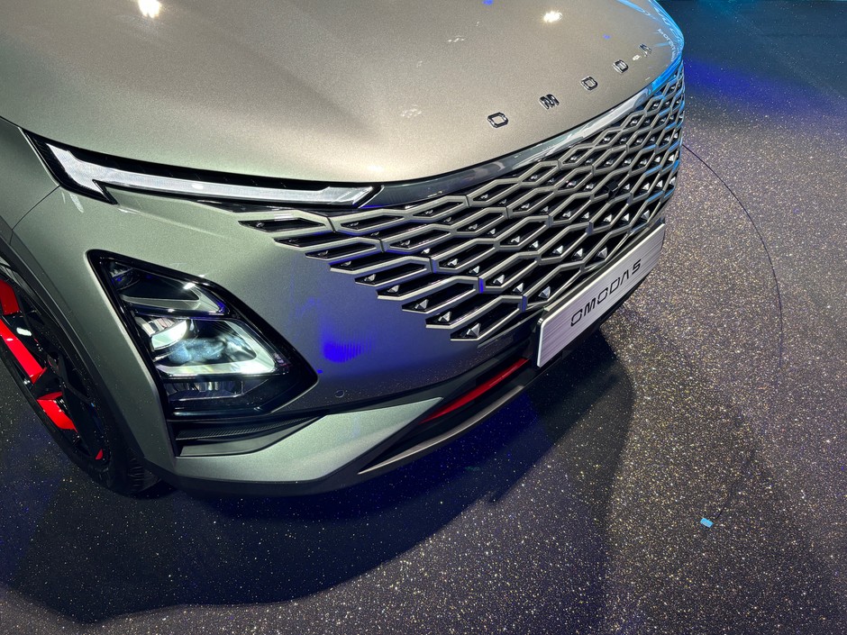 Omoda 5