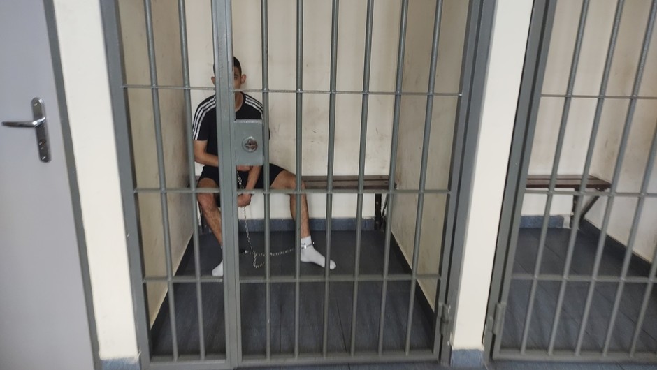 Uciekał przed policją. Spowodował poważny wypadek