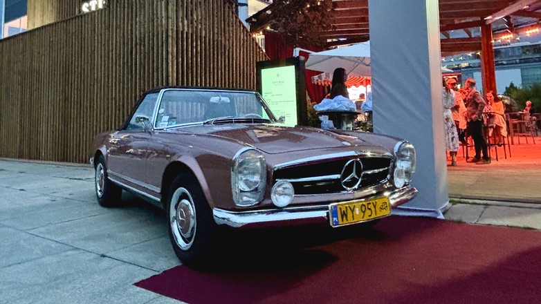 Mercedes-Benz Studio w Warszawie