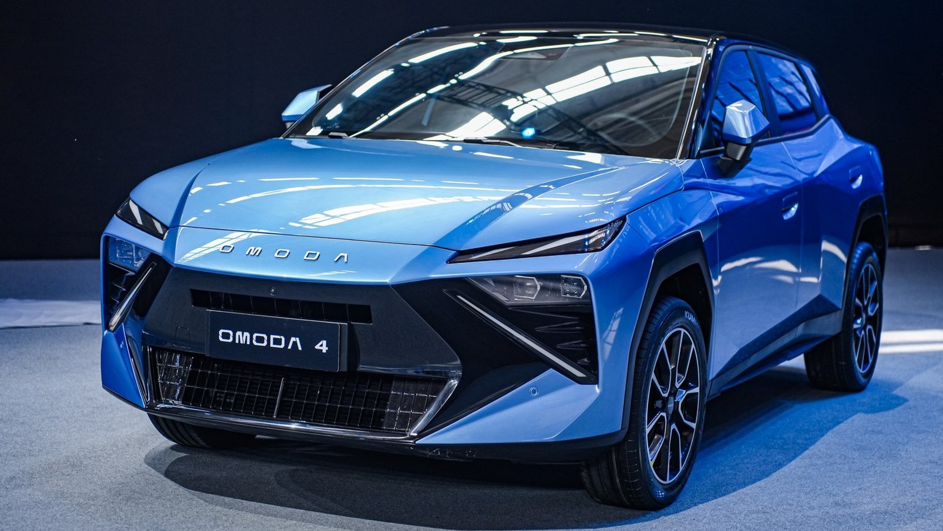 Omoda 4