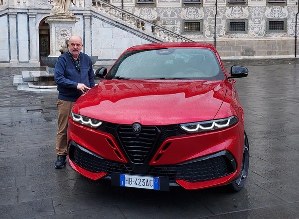 Jeździłem nową Alfą Romeo Tonale. Jest piękna i dynamiczna