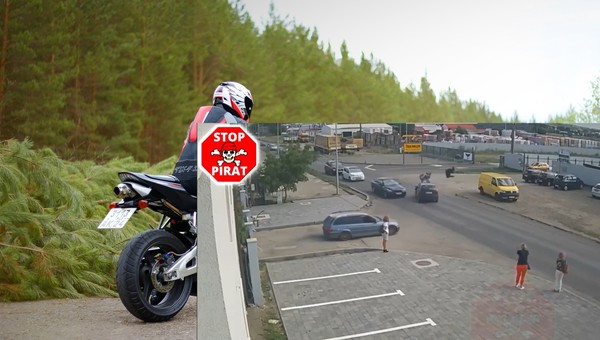 Motocykl uderzył w przód auta. Motocyklista poleciał na kilka metrów