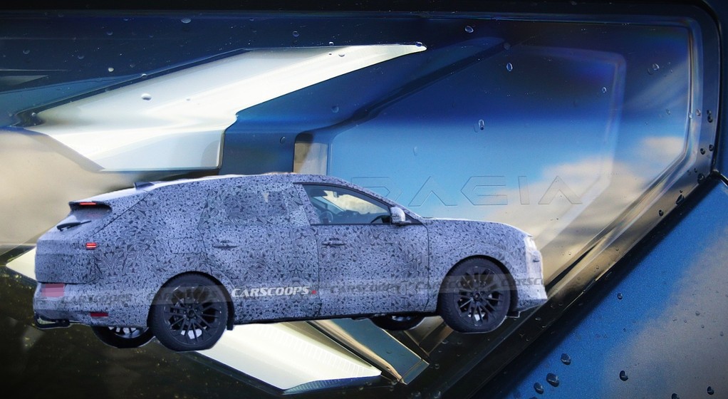 Prototyp kompaktowej Dacii C-Neo uchwycony na zdjęciu szpiegowskim